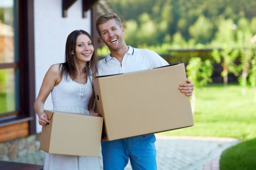 Local van transport for flat moves and collections in NW8