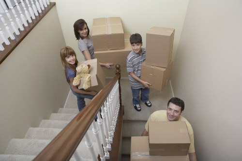 Commercial moving van support for offices near St Johns Wood